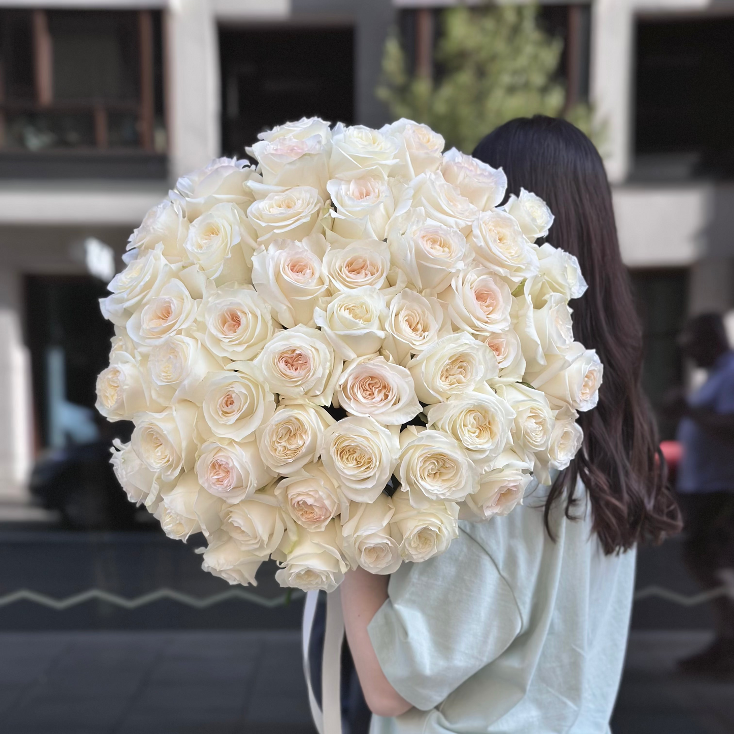 Bukiet białych róż