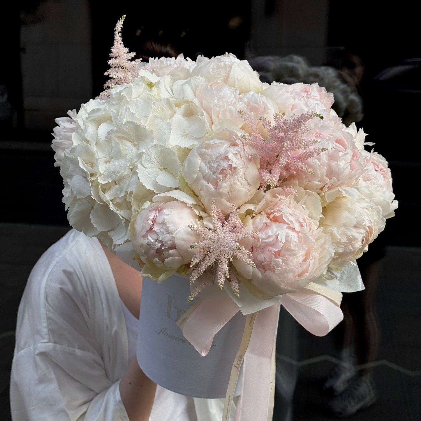 Flowerbox Swan Lake