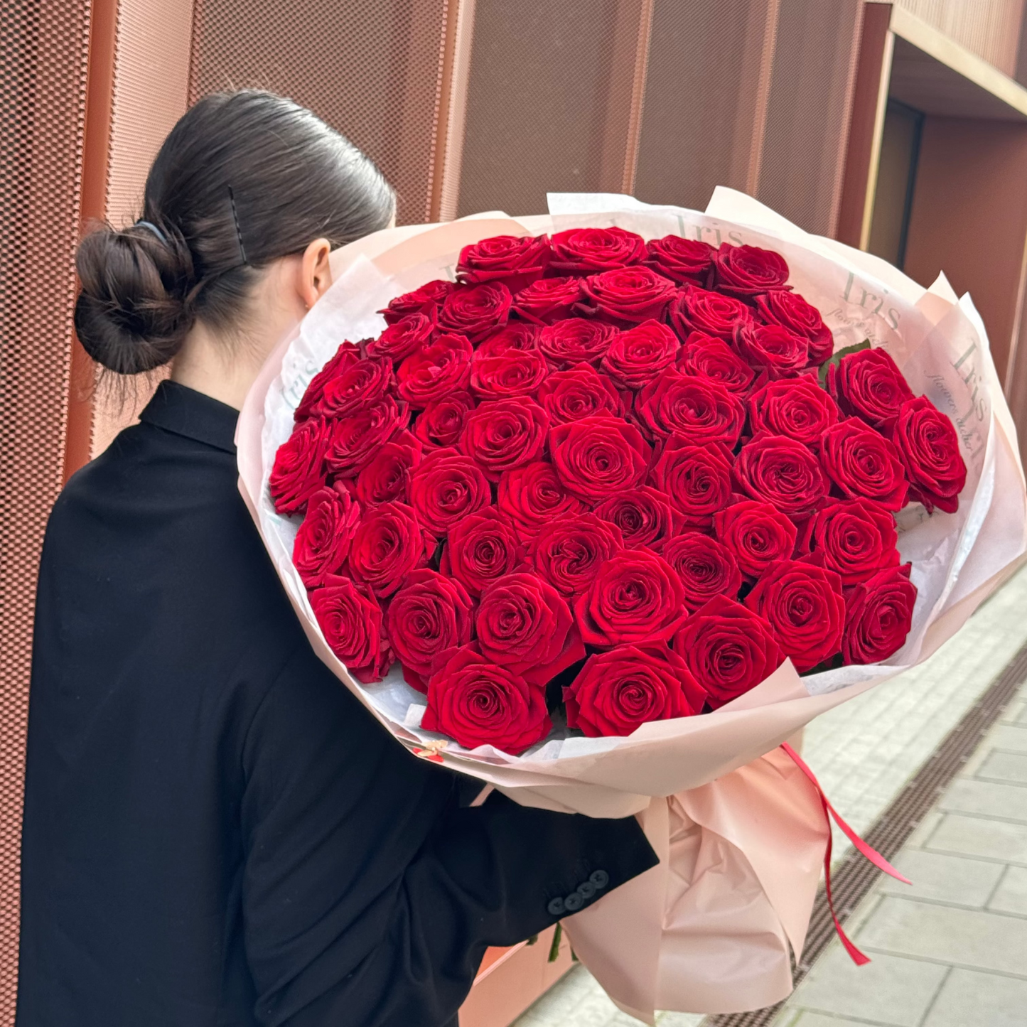 Букет красных роз